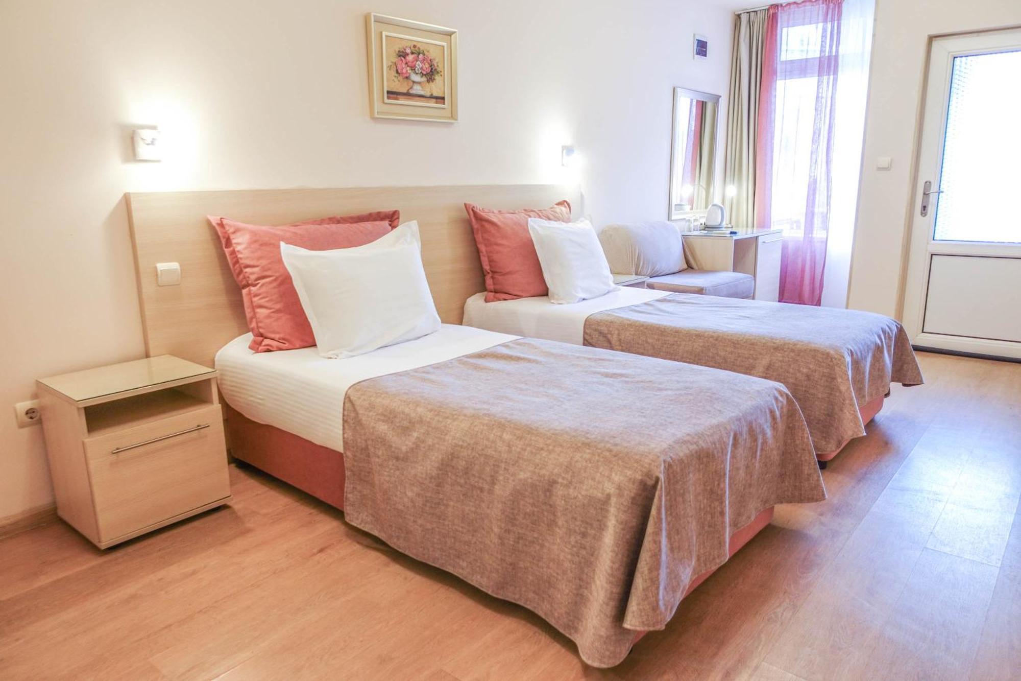 Hotel Acropolis 바르나 외부 사진
